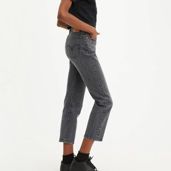 NWOT Levi's Premium WEDGIE STRAIGHT FIT WOMEN'S JEANS - Break a Leg - Picture 2 of 6